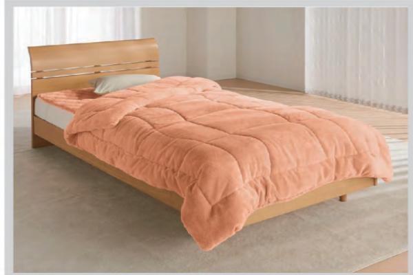 Moisture-absorbing and heat-generating insulation