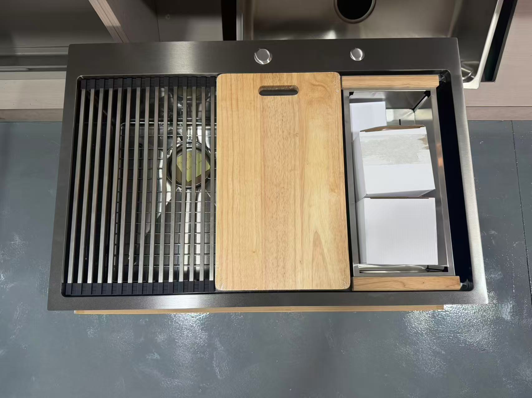 Stainless Steel Kitchen Sink