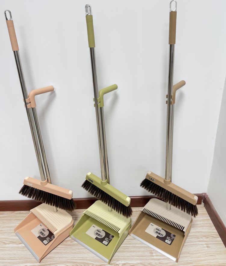 Broom and dustpan set