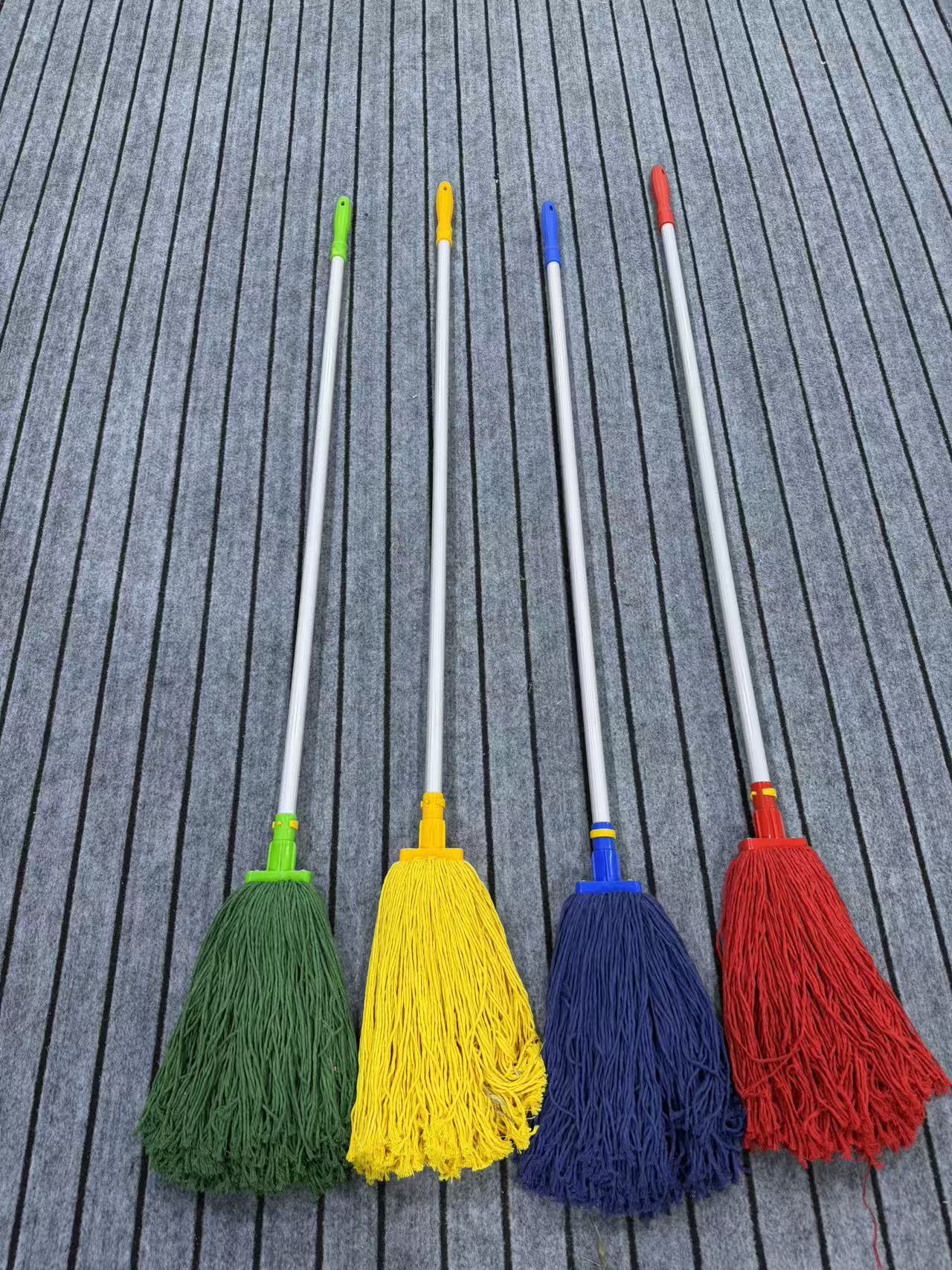Commercial four-color partition mop