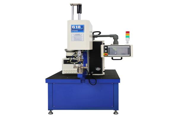 Press riveting machine