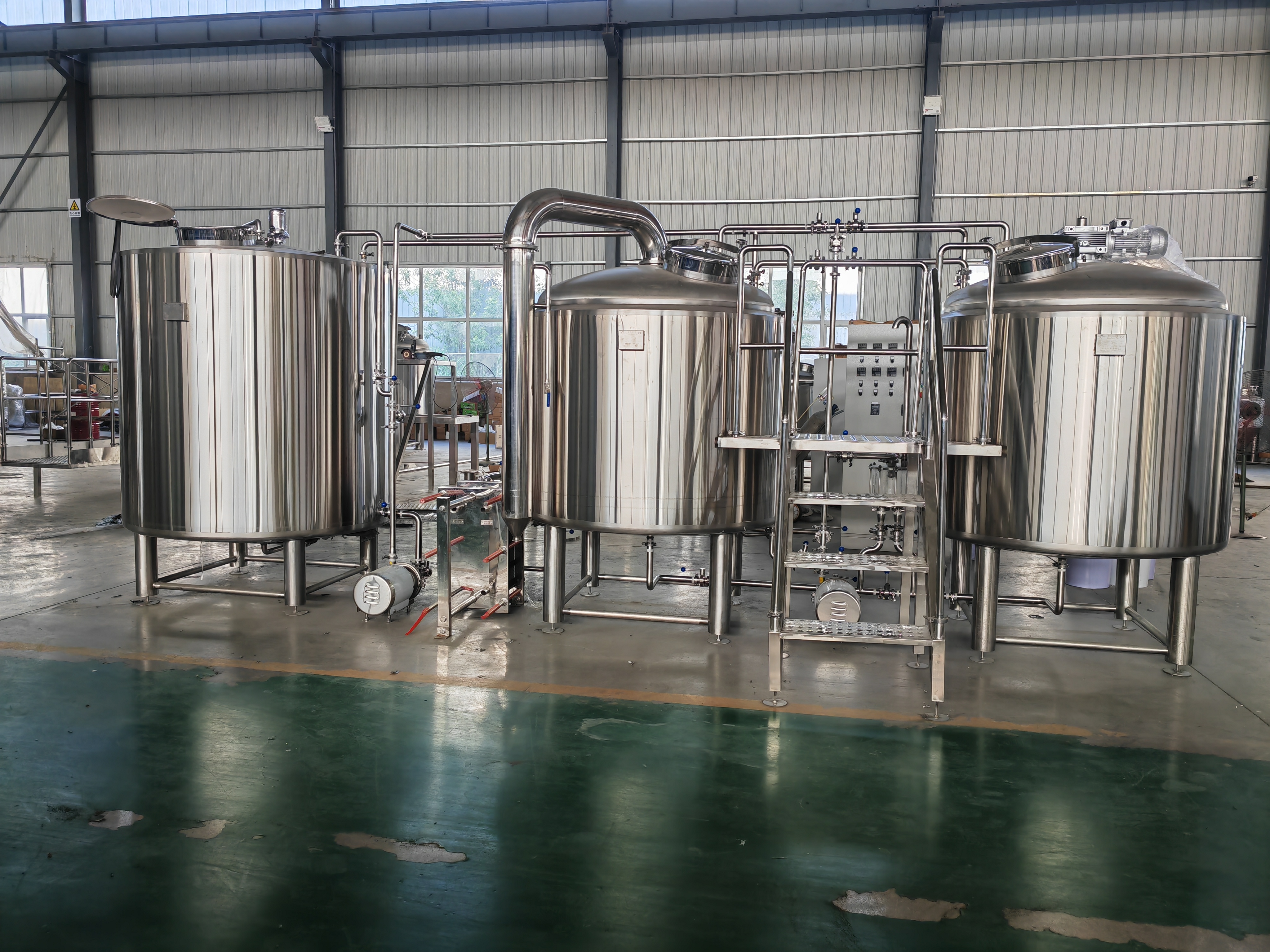 Tonsen 2000L Beer equipment
