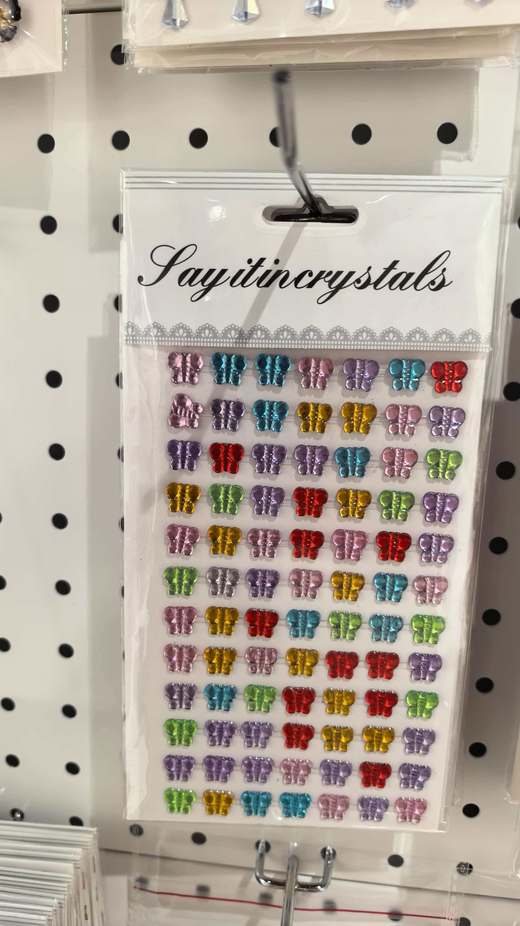 Vertical diamond sticker