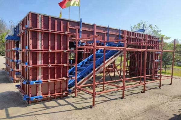 High-strength steel formwork (steel waler system)