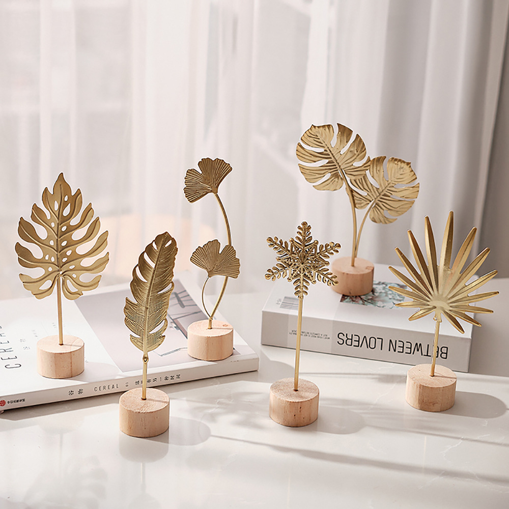 Leaf Decorative Ornament