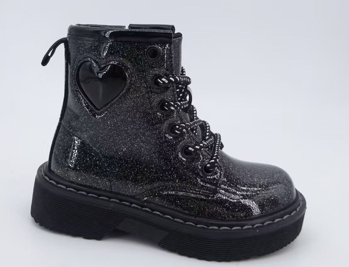 Guo's Kids shoes