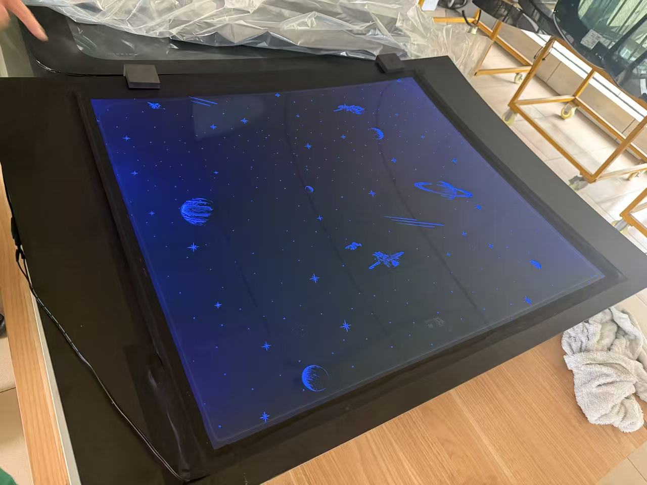 Ambient Glass