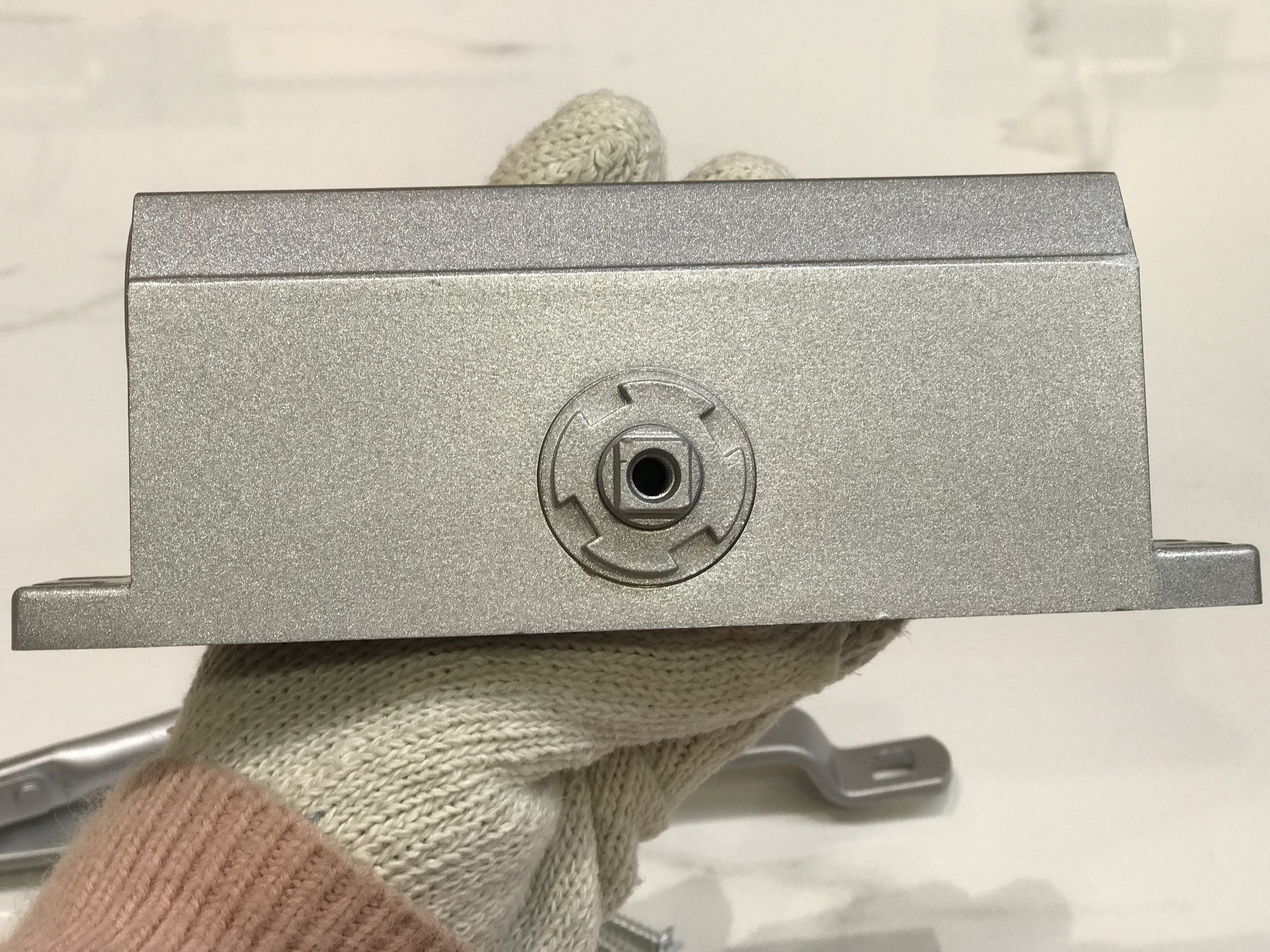 Door closer