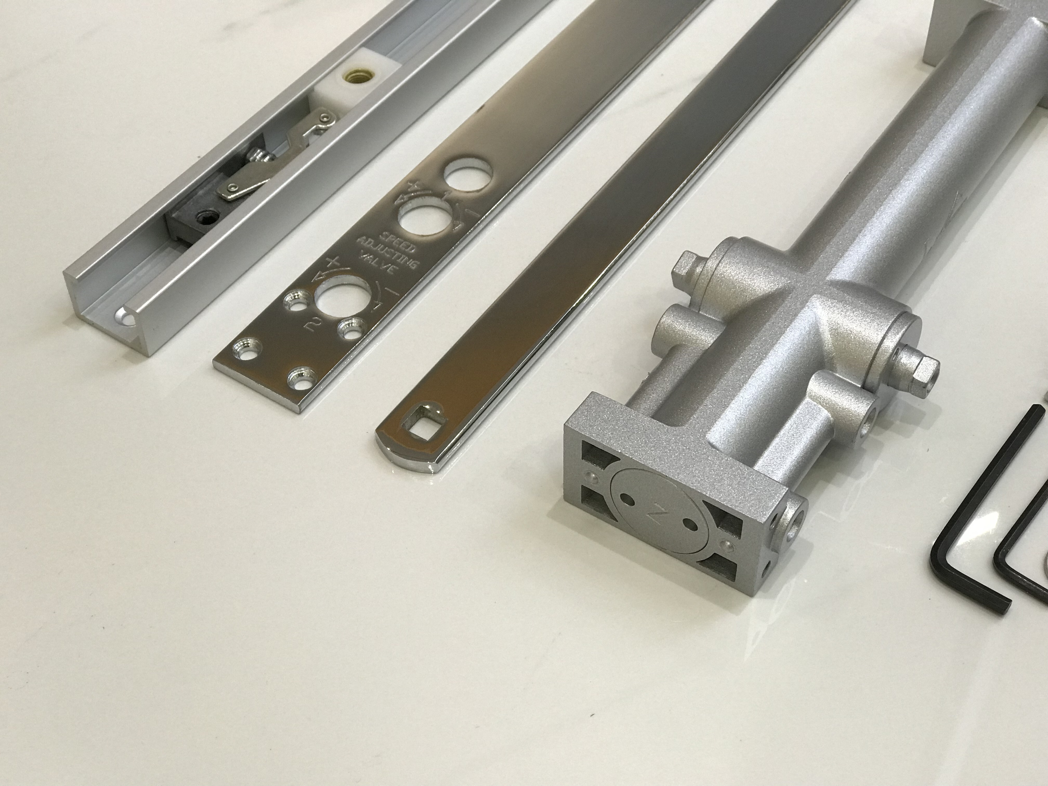 door closer