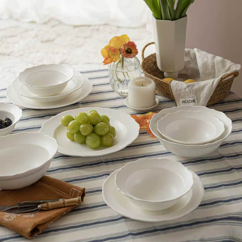 Song-Style Petal-Rim Series White 4-Piece Set