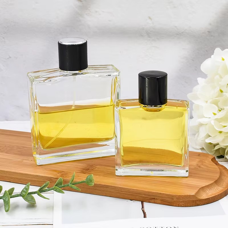 Wholesale Round Empty 30ml 50 ml 100ml Perfume Bottle Spray Bottle Perfume Glass Bottles