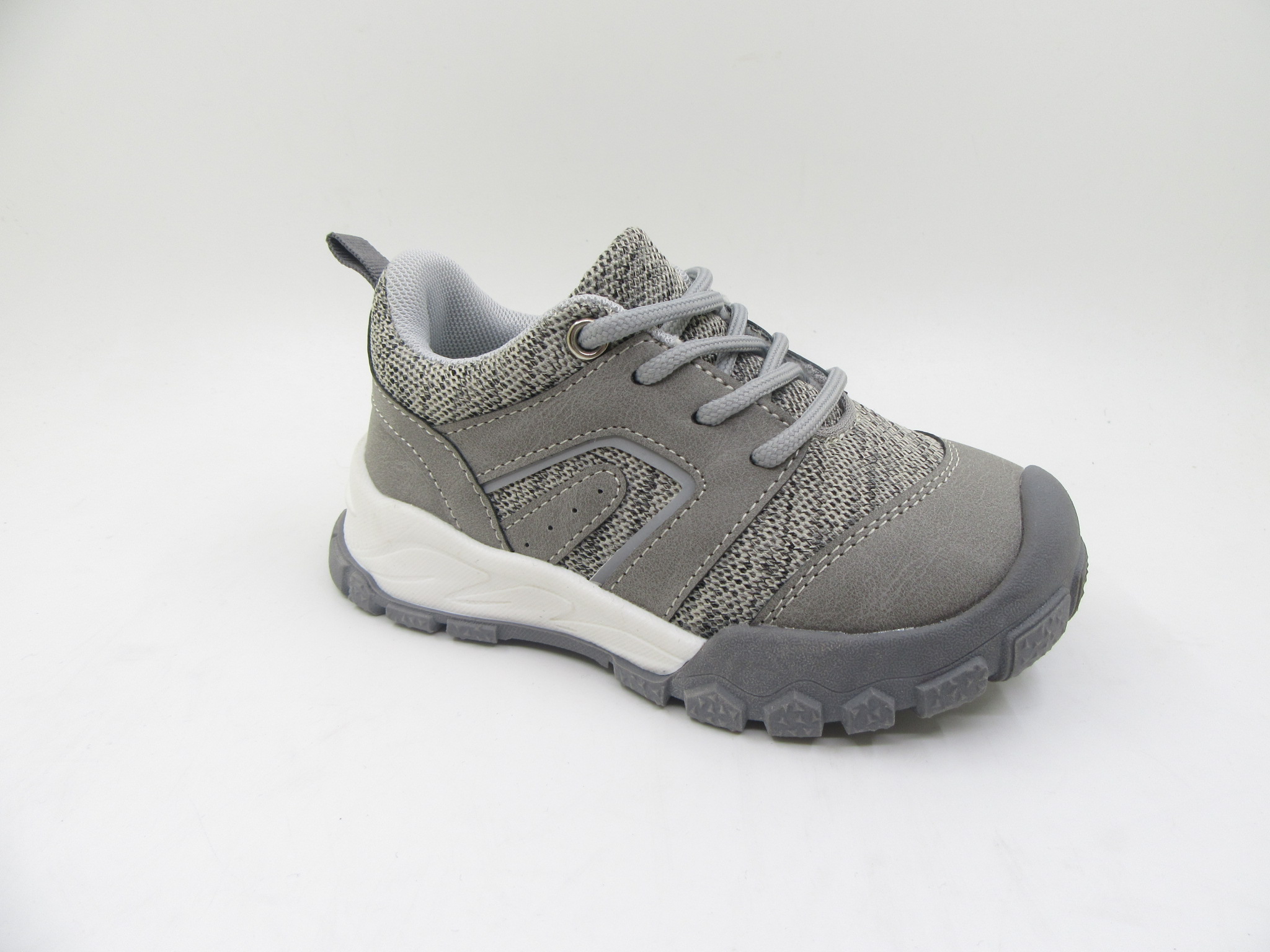 Kids sneaker shoes