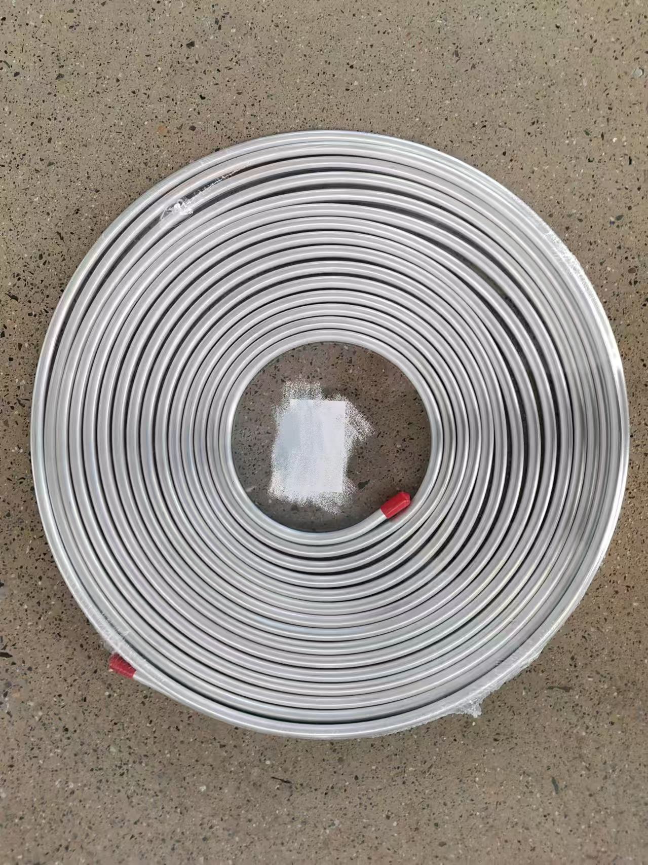 Air conditioning connection pipe