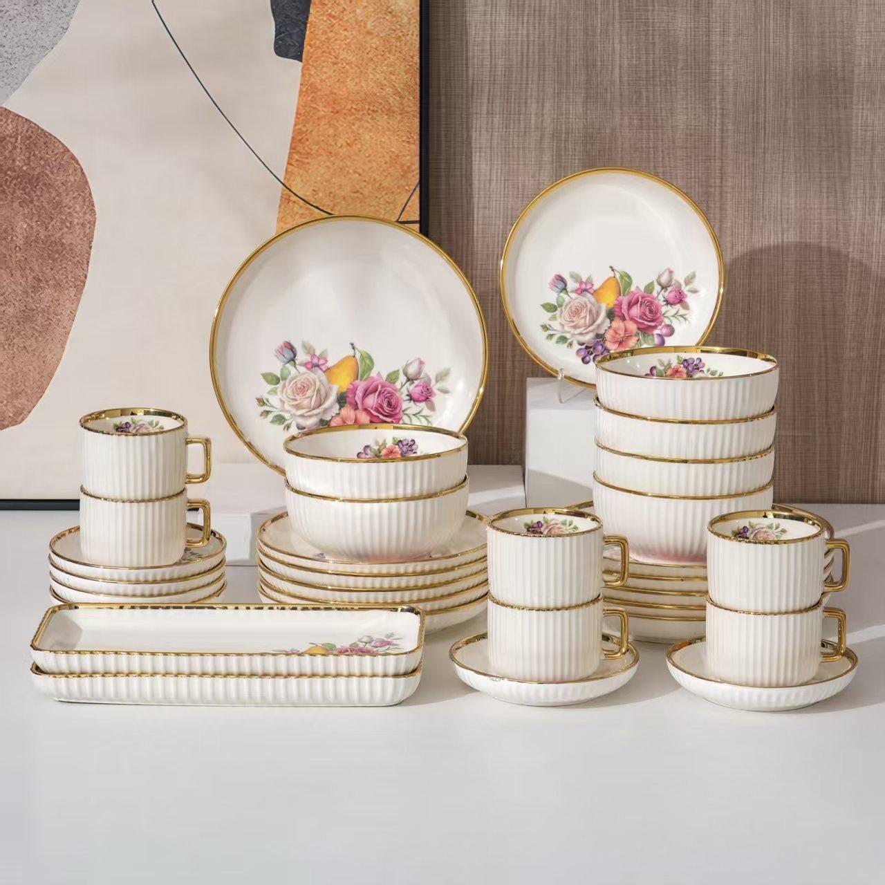 Porcelain dinner set