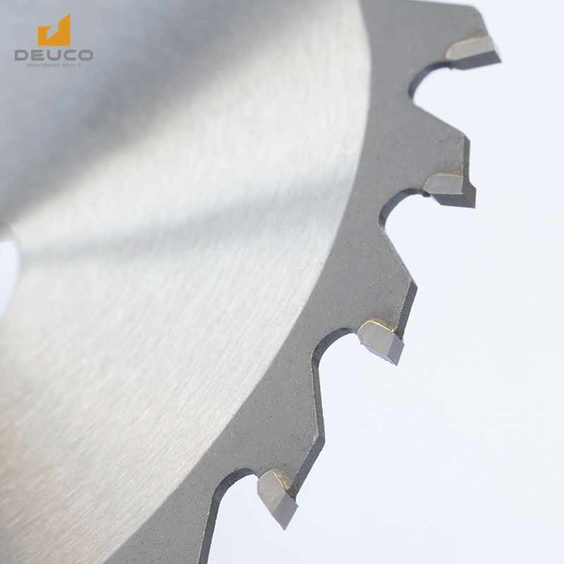 Deke circular saw blade wood cutting