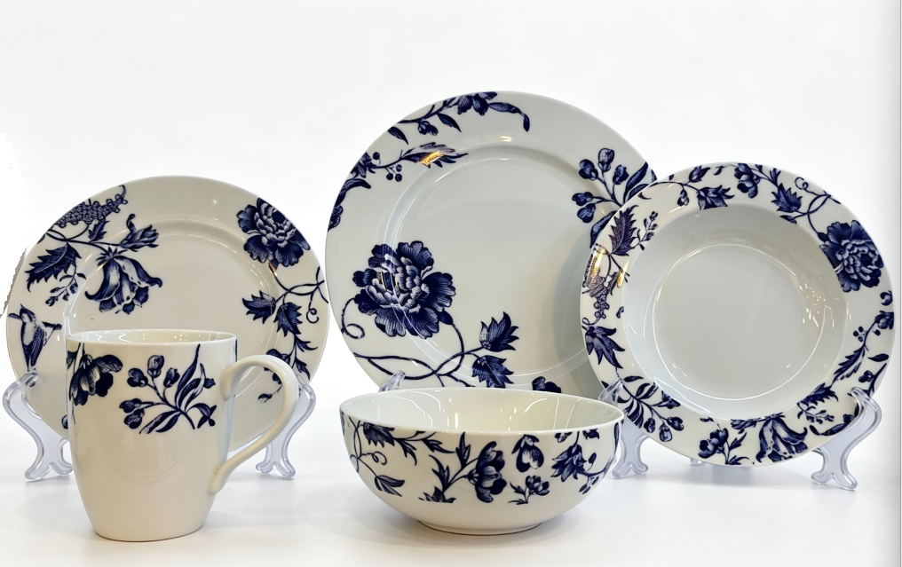 Porcelain Dinner Set