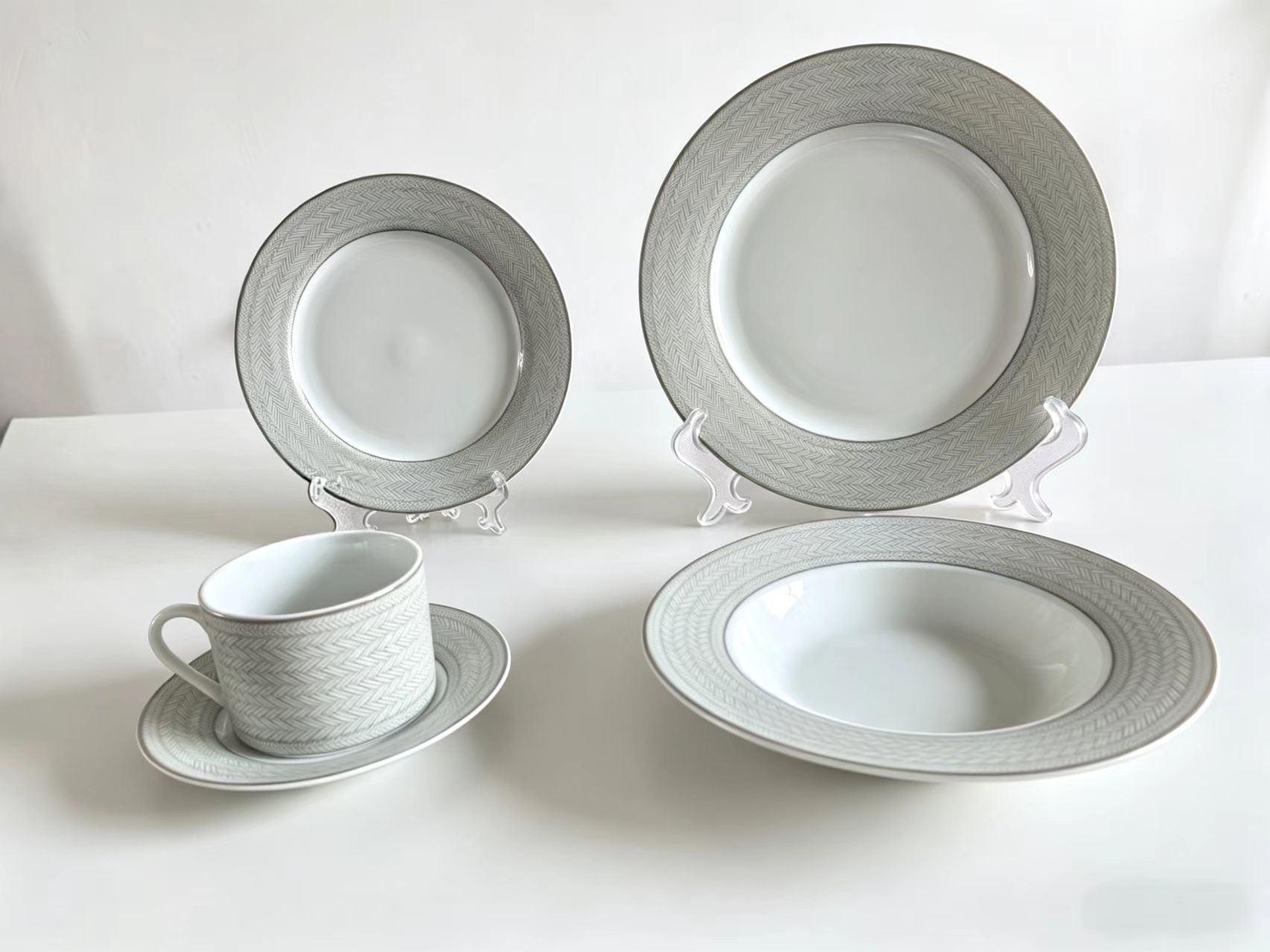 Porcelain Dinner Set