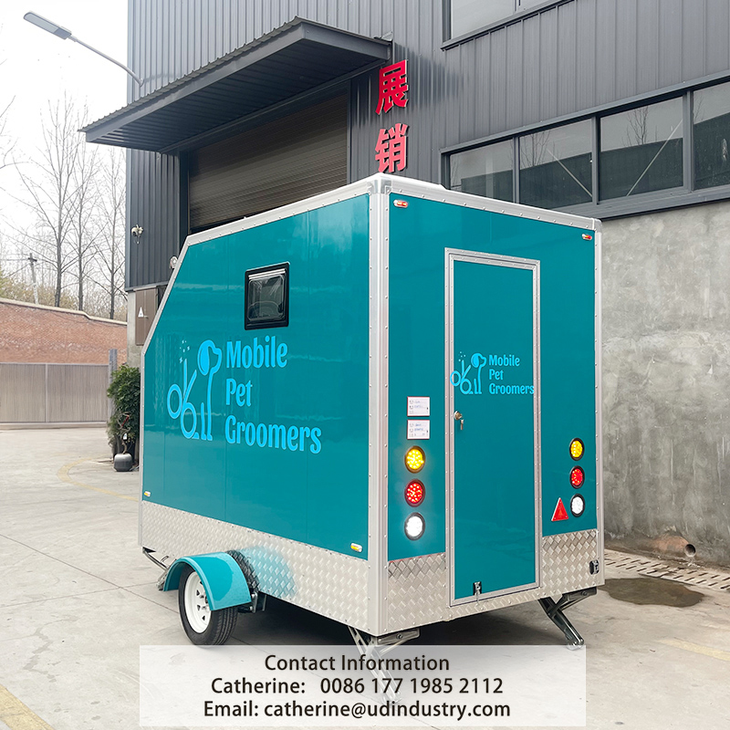 Mobile Pet Grooming Trailer Customizable Design Professional Layout Hot & Cold Water System