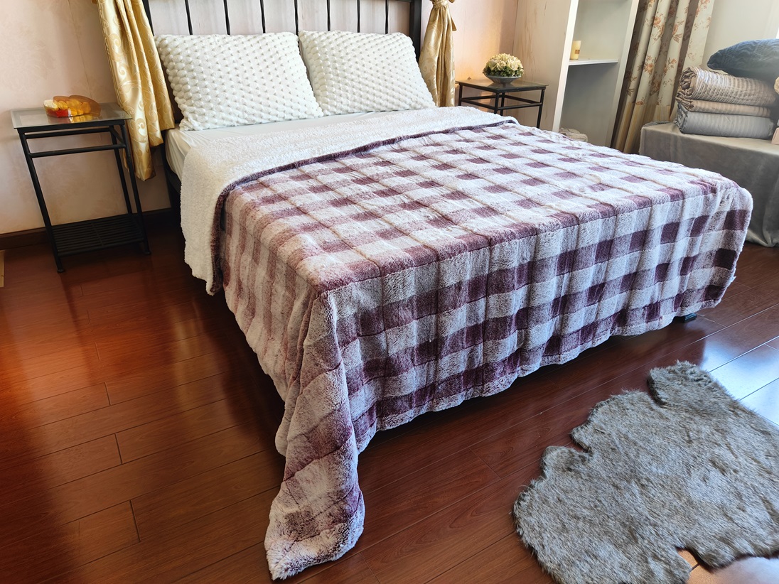Rabbit and sherpadouble side blanket