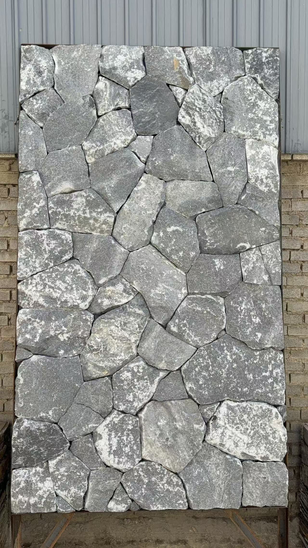 Cloud grey wallstone
