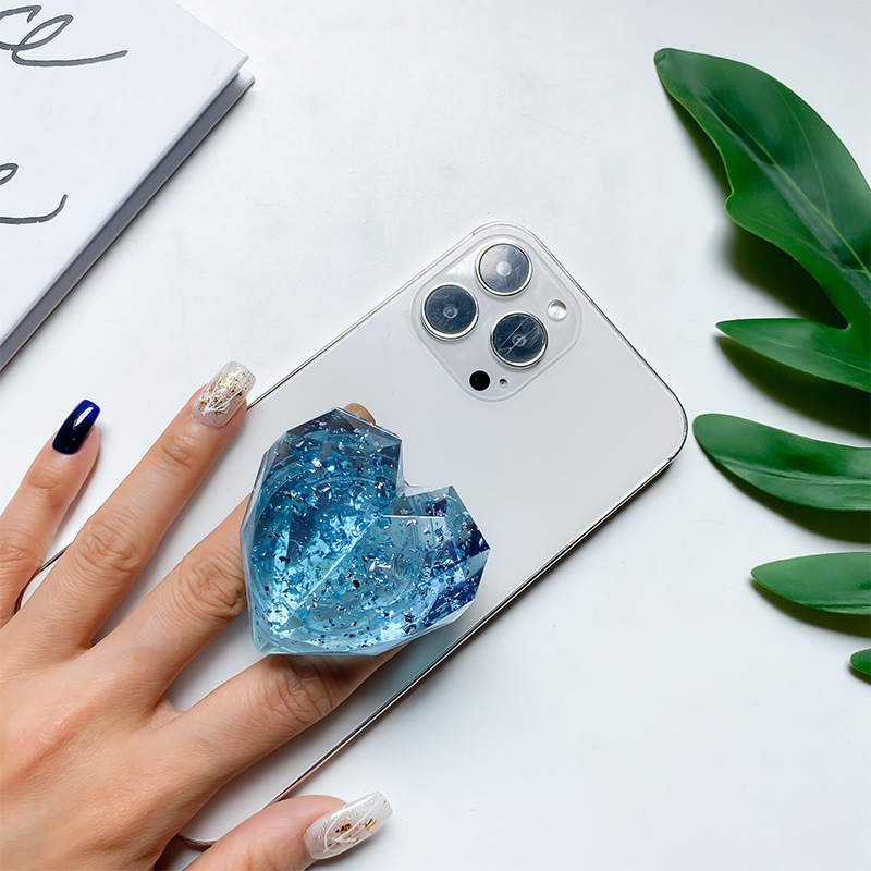 Heart-Shaped Phone Stand