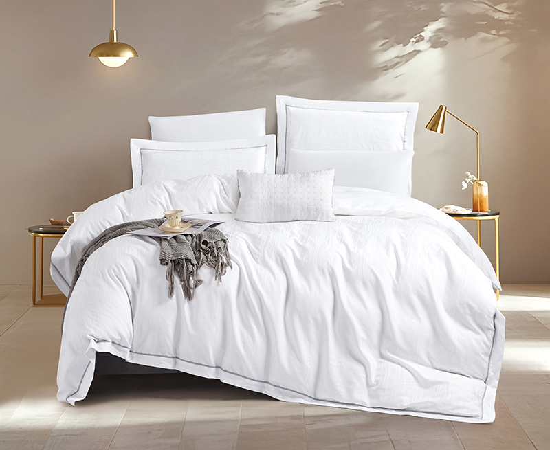 Comforter set