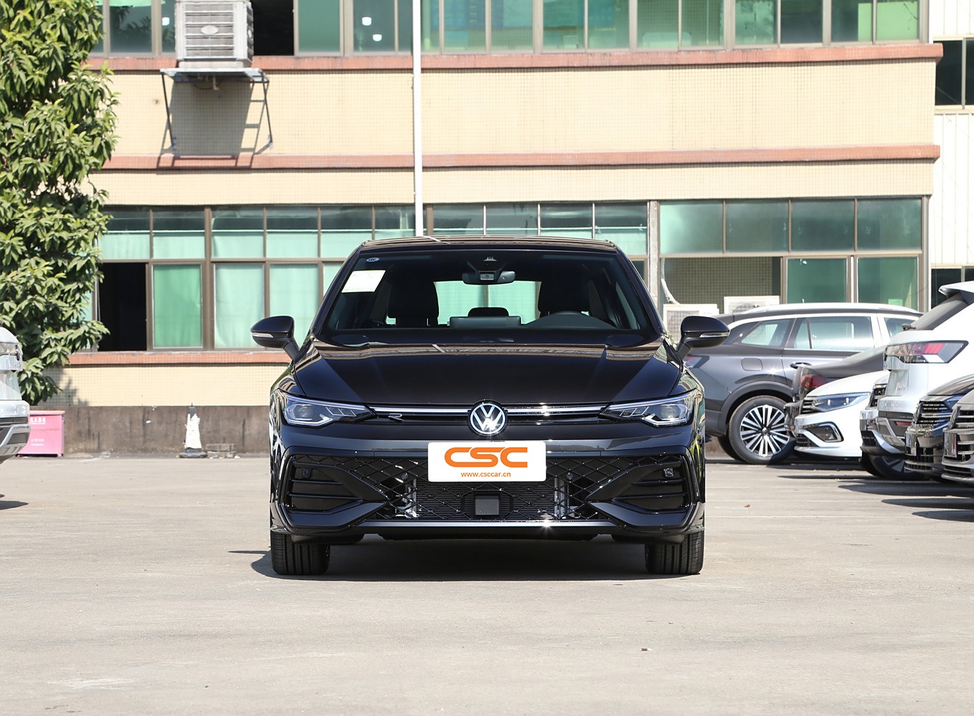 Volkswagen Golf 2026 300TSI