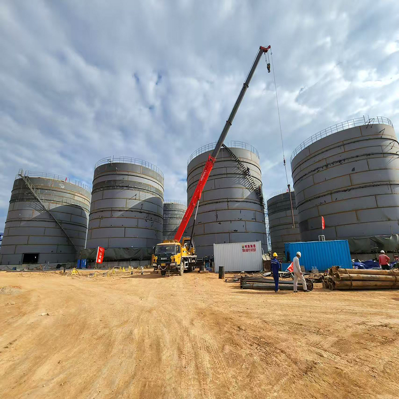 Vertical Cylindrical Corrosion-Resistant Storage Tank