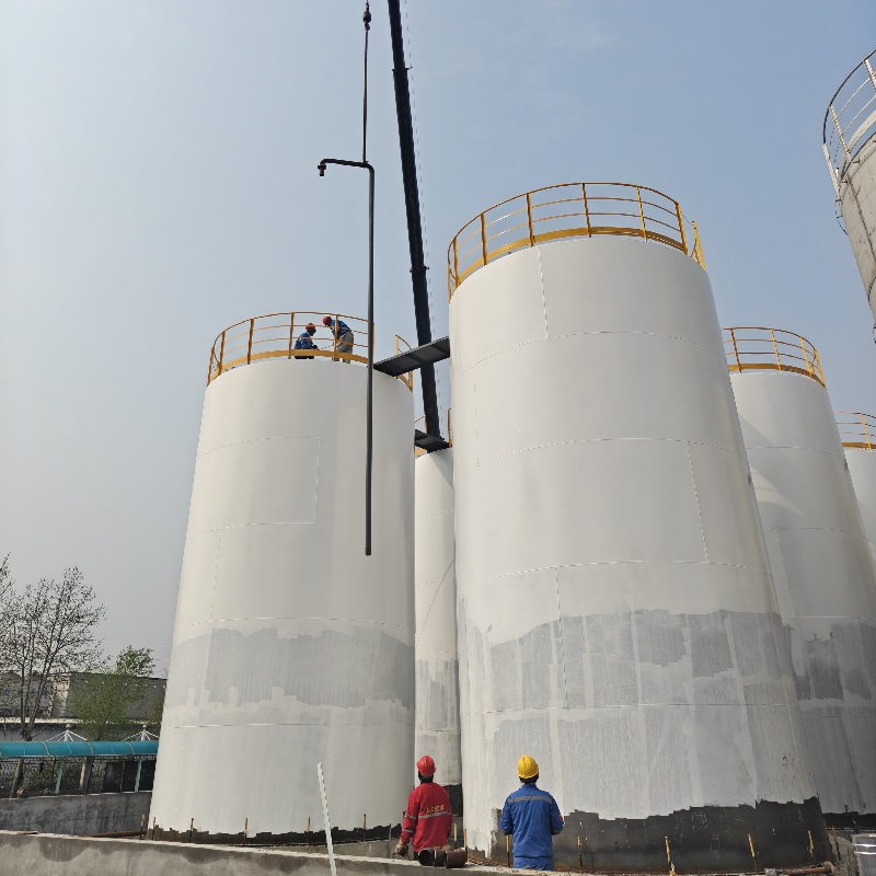 Vertical Cylindrical Oil Storage Tank