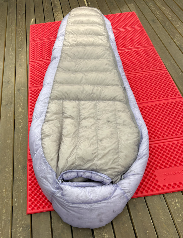 Nylon duck down sleeping bag