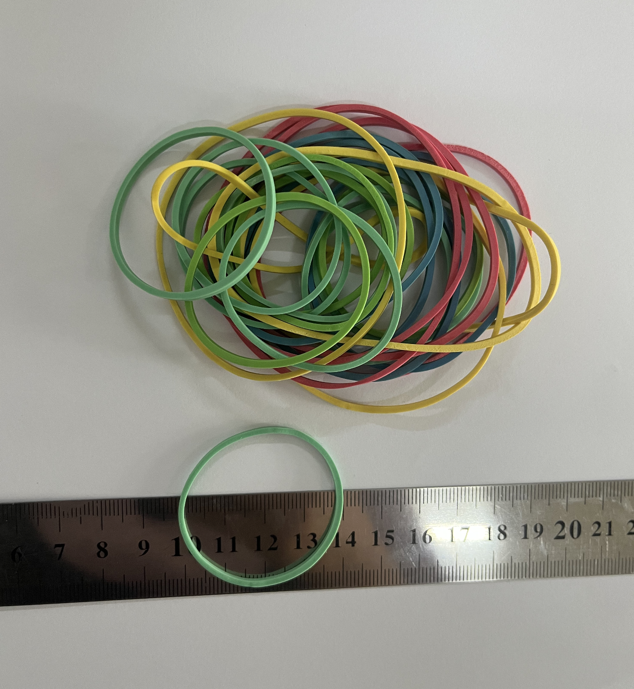 color，rubber bands
