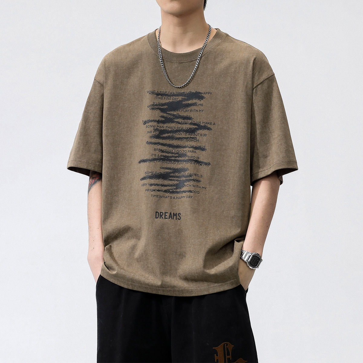 Men's Fashion Round Neck Half Sleeve Letter Graphic Drop Shoulder T-shirts