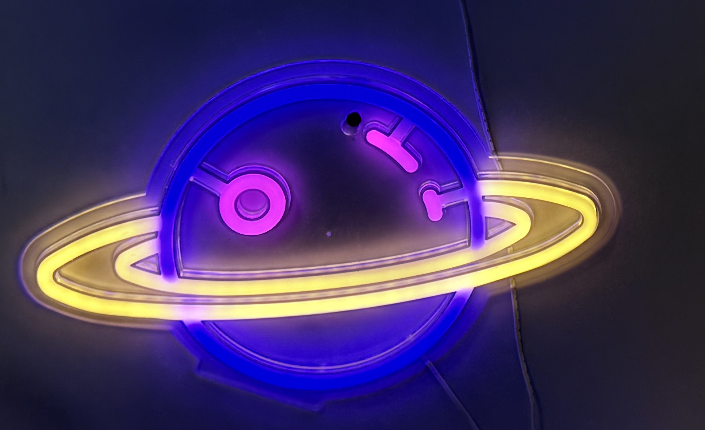 neon light-planet