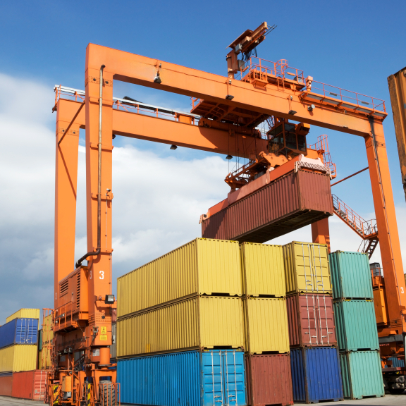 Container Straddle Carrier