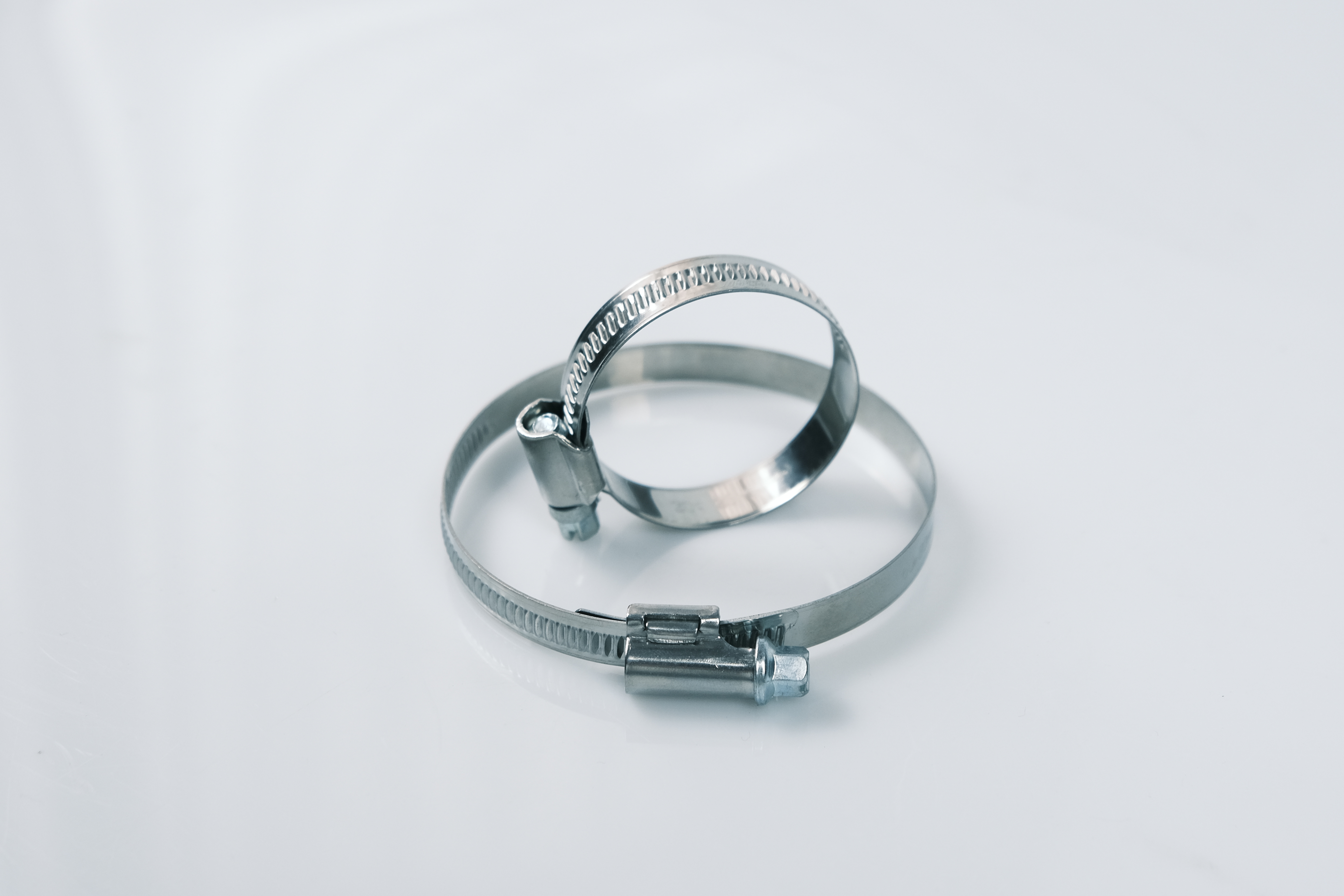 German-style hose clamp