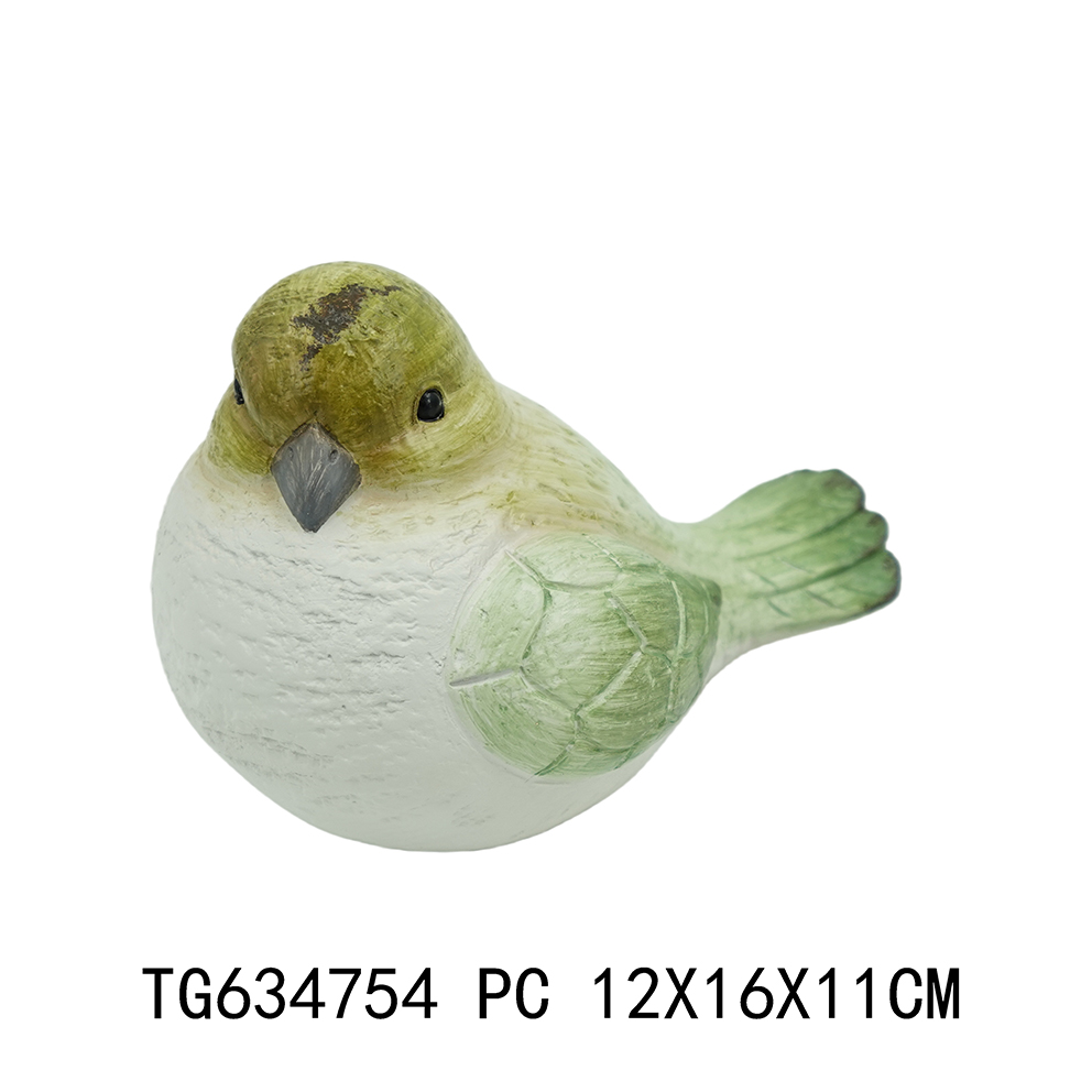 Polyresin garden decor