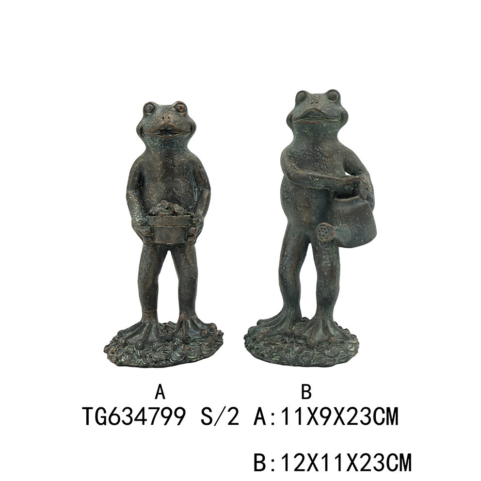 Polyresin garden decor