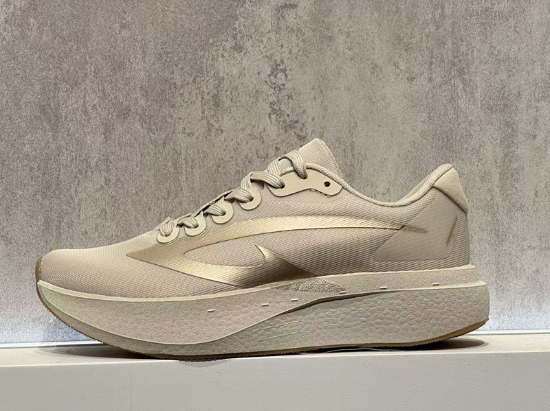 sport shoes