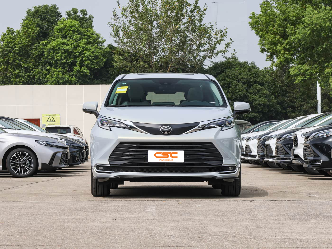 Toyota Sienna 2026 Model 2.5L Comfort Edition