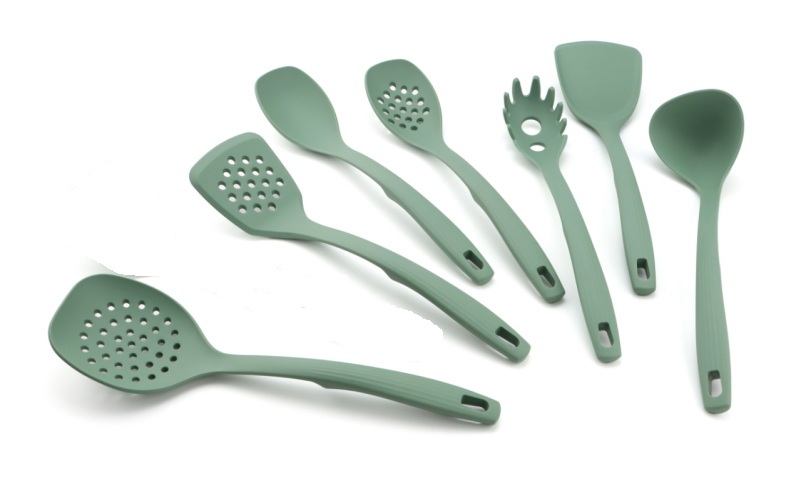 7-piece kitchenware set