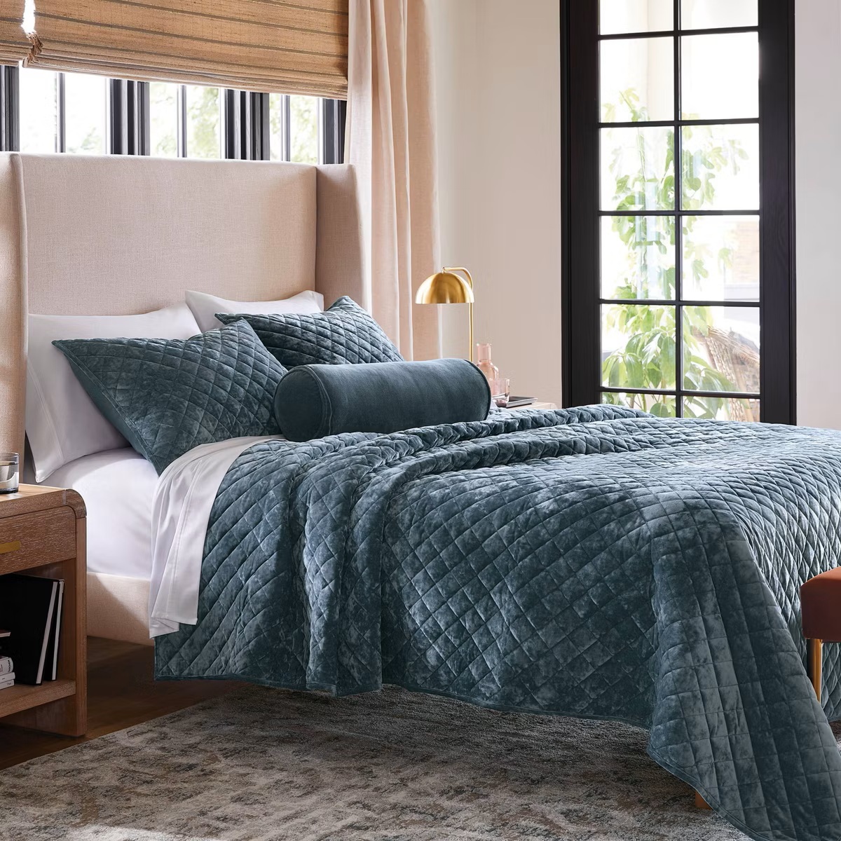Baouno Recycled Polyester Velvet Quilt Comforter