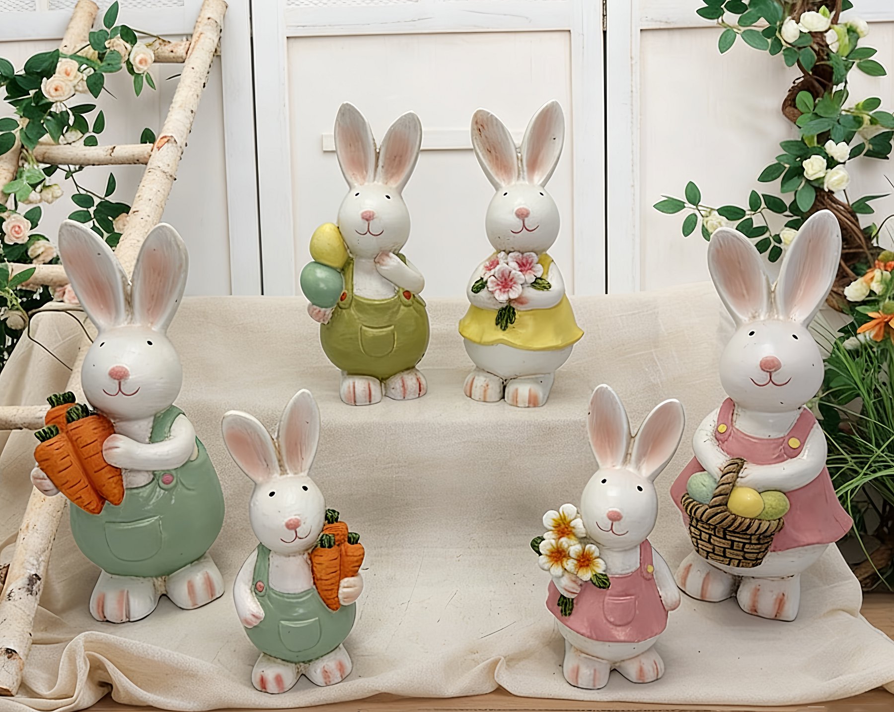 polyresin with garden decoration