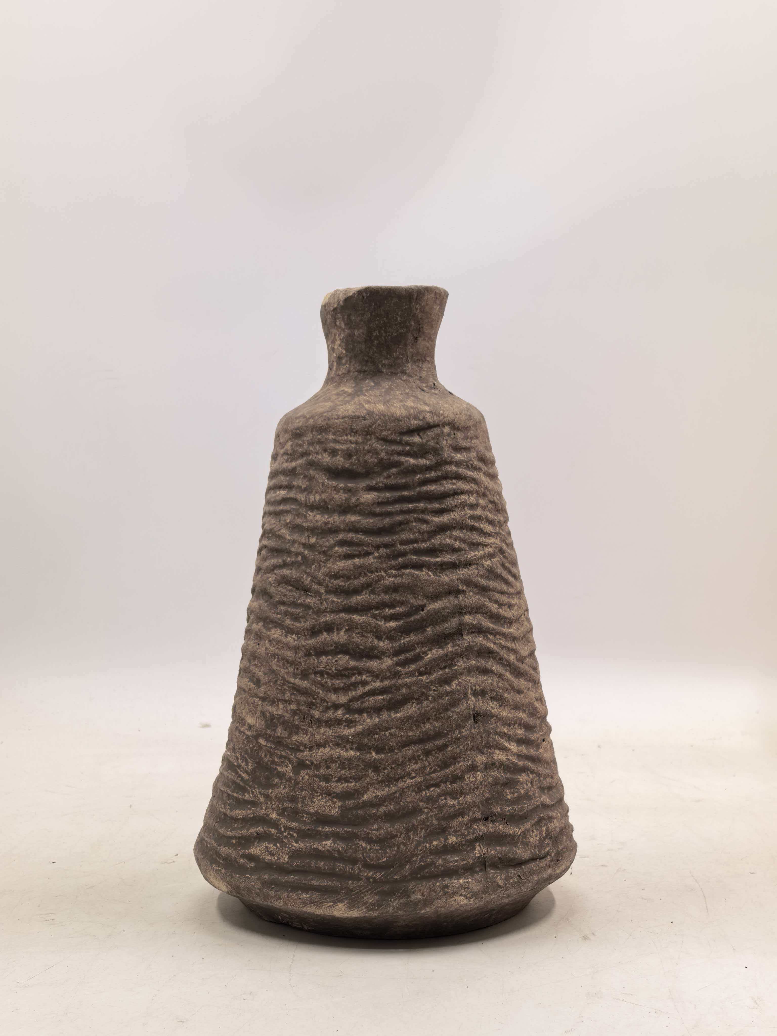 GRS Recycled paper mache paper pulp vase