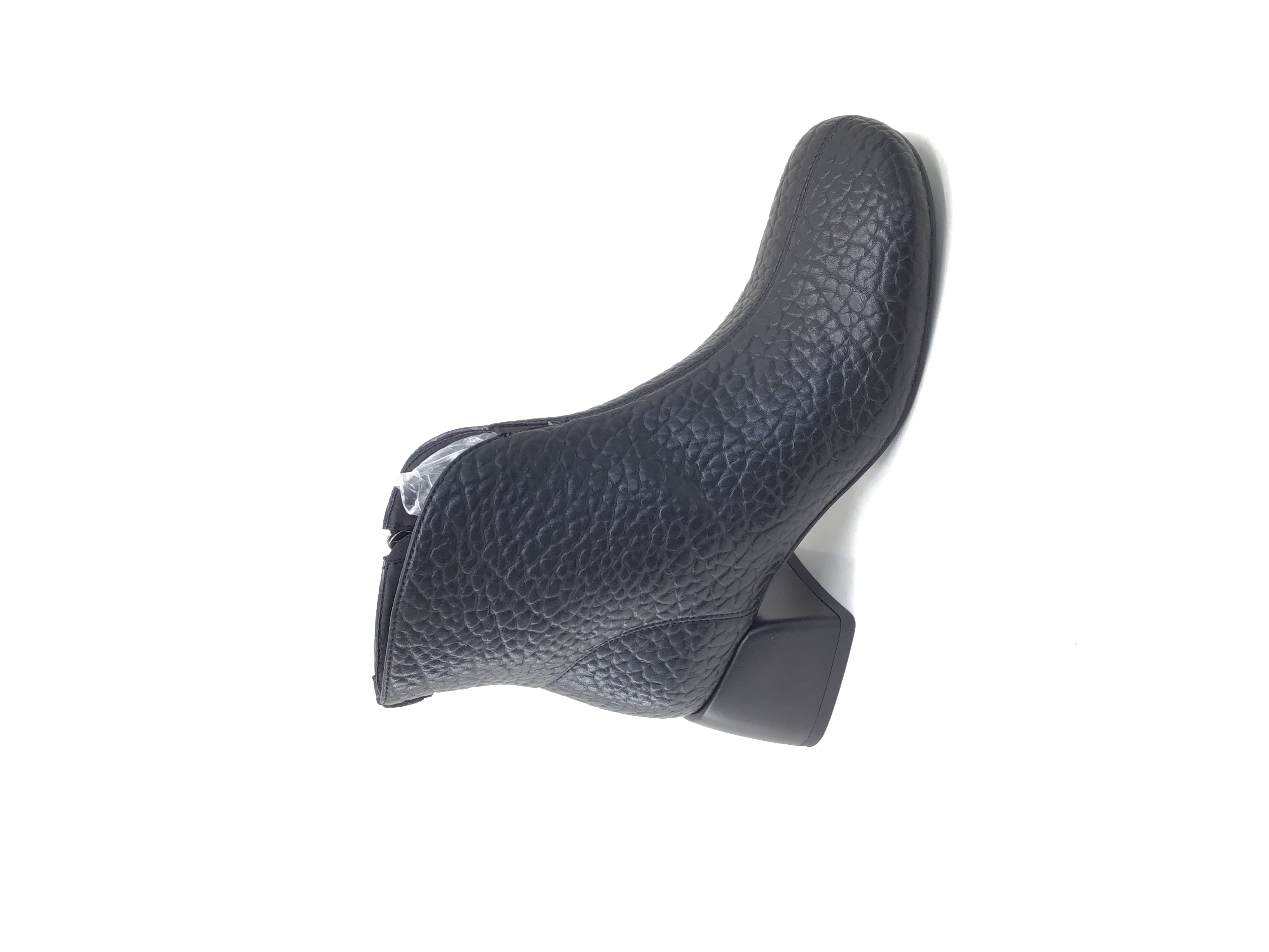 Minimalist Chelsea-style Short Boots with Metal Heel Accent