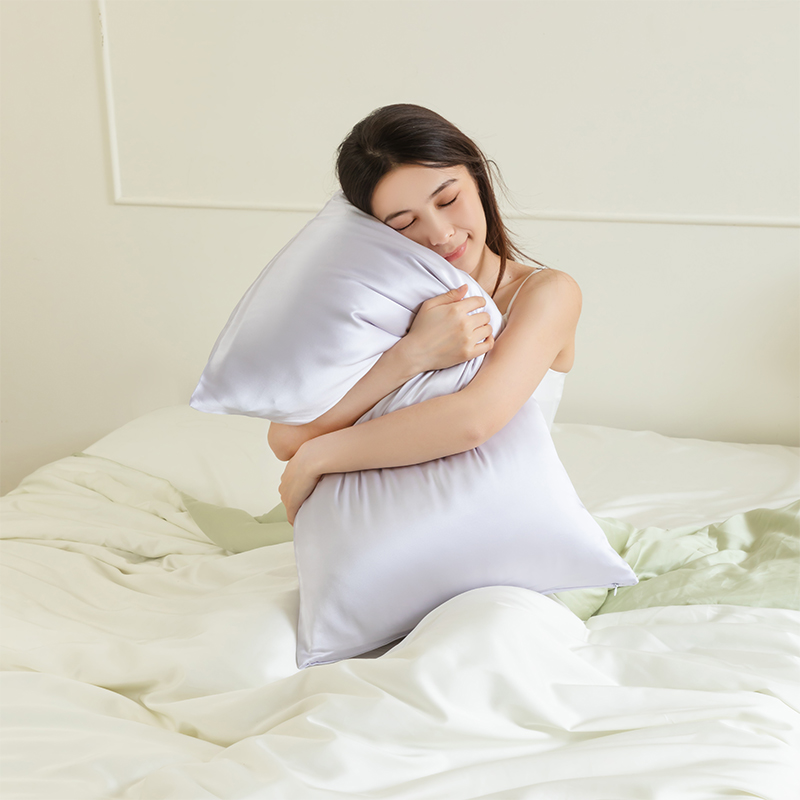 100% silk pillow case