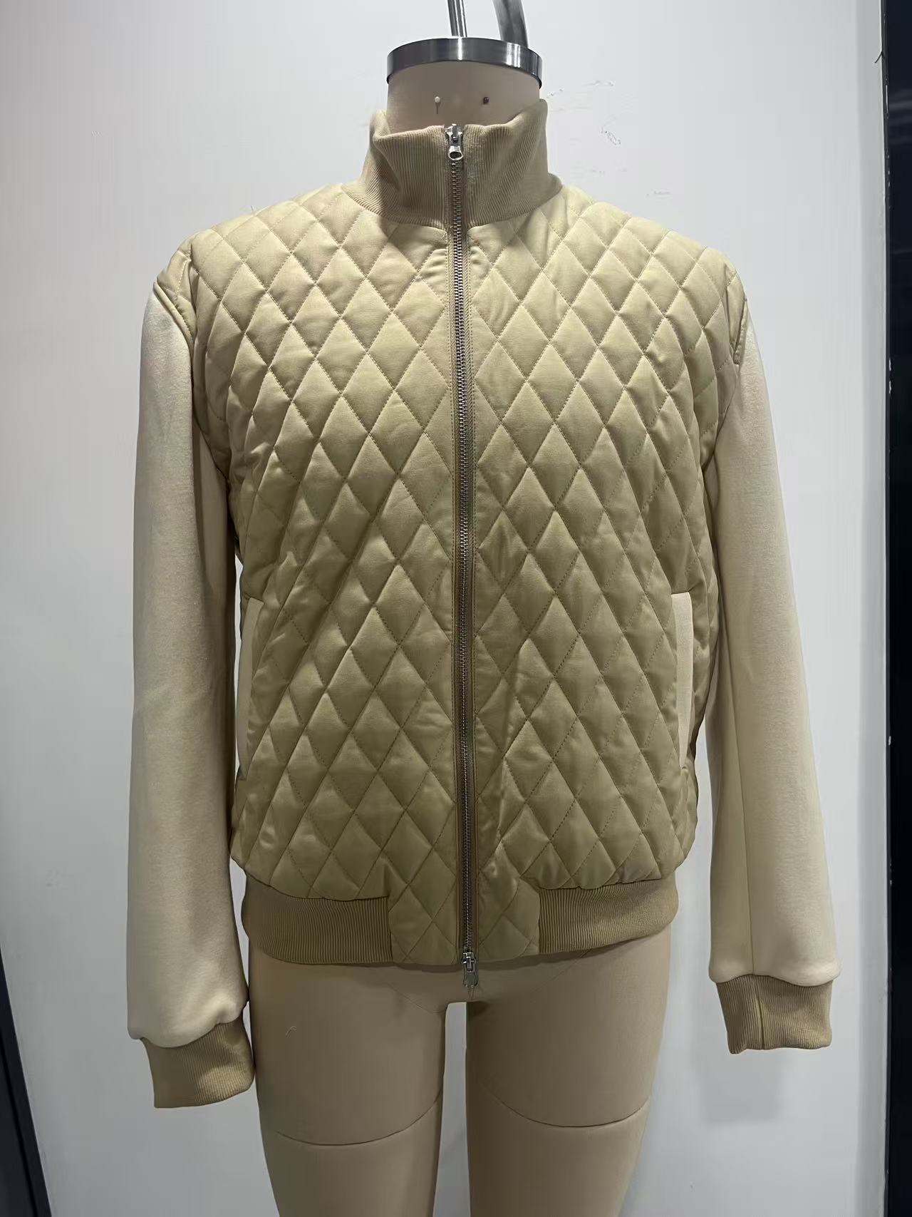Lightweight Warm Mixed-Media Quilted Jacket