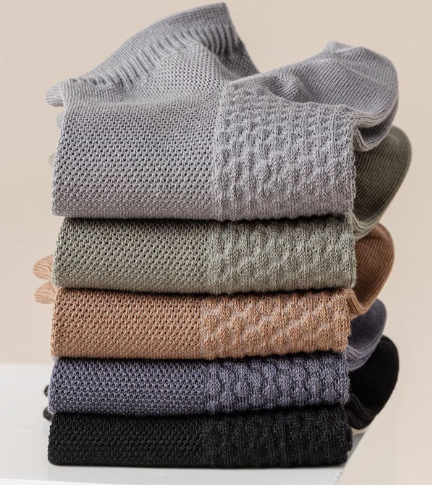 Men's anti-odor, moisture-wicking, lightweight cotton no-show socks for spring and summer.