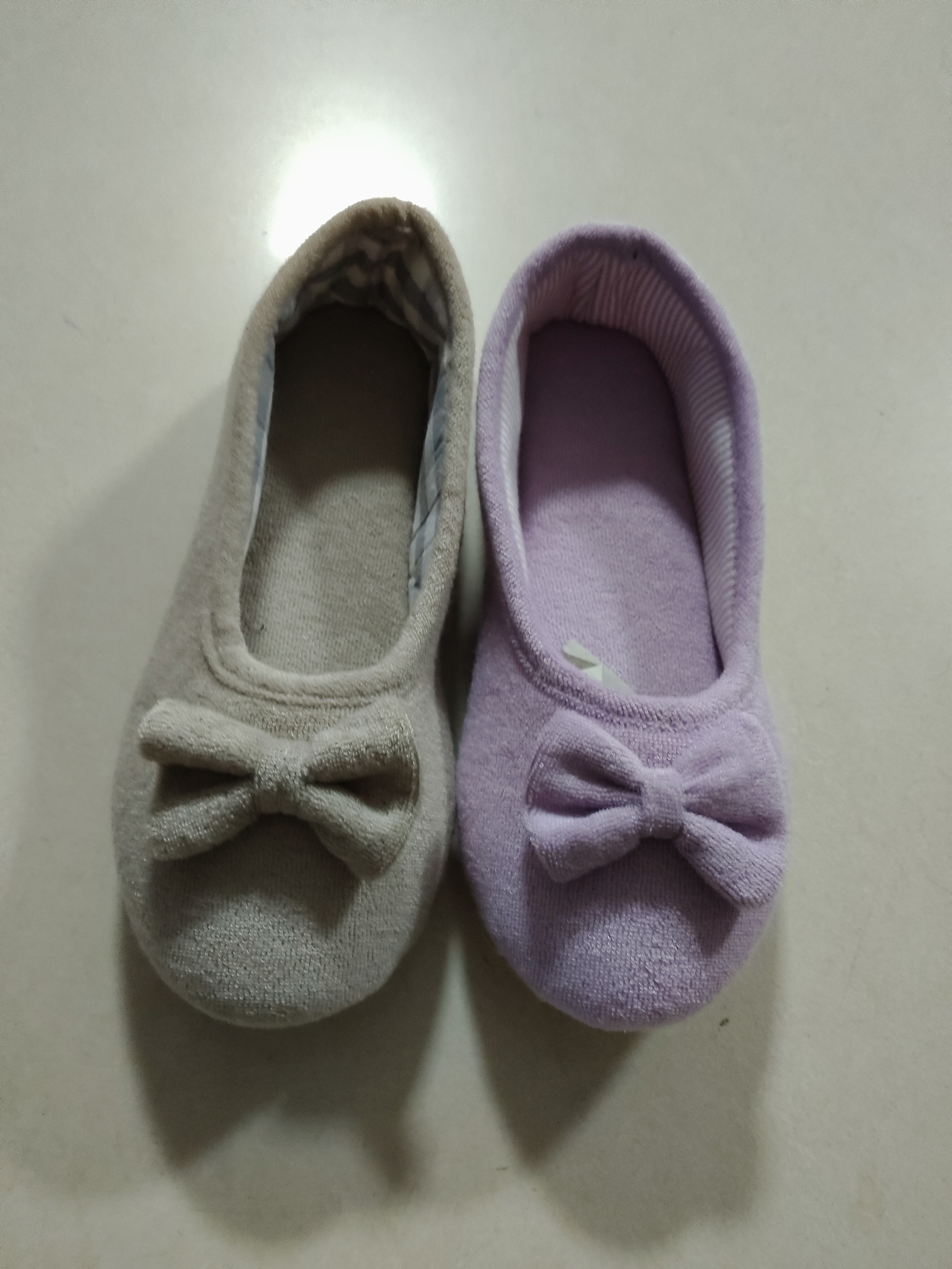 Indoor shoes