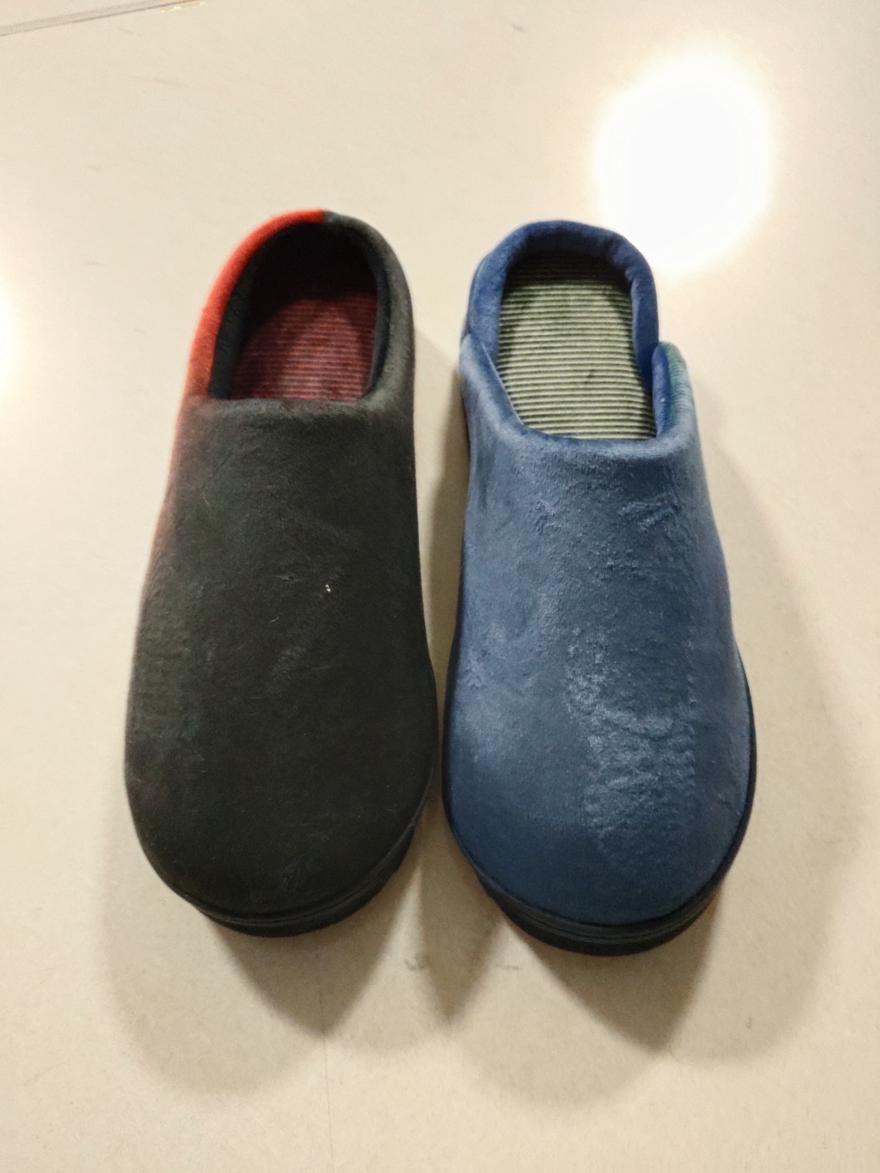 Indoor shoes
