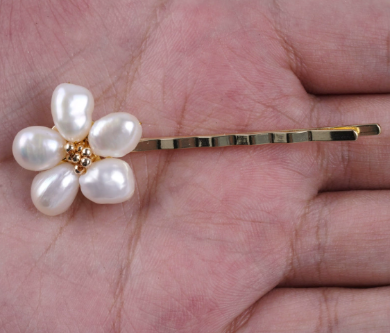 Hot Sale Handmade Freshwater Pearl Wedding Flower Shaped Hair Pins Cheap Wedding Accessories